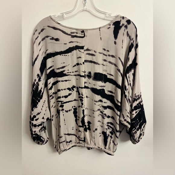 Dex Women’s Tie Die Hippie Blouse Medium Black & Grey - Picture 2 of 8
